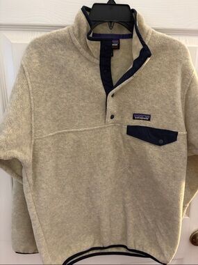 Patagonia Cream Fleece Snap Pullover with Navy Accents